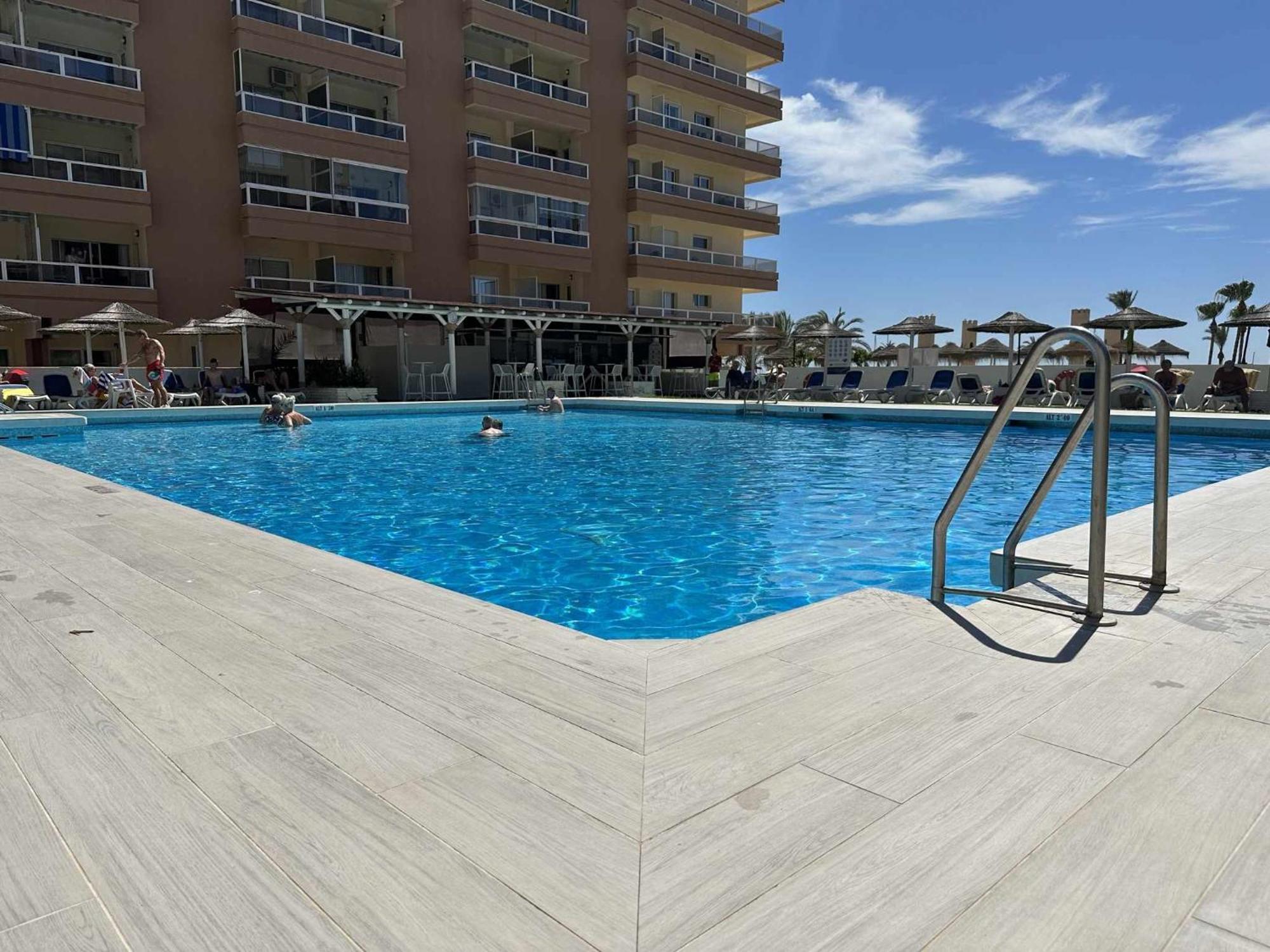 Estudio Pyr Privado Con Vistas Al Mar Фуeнхирола Екстериор снимка