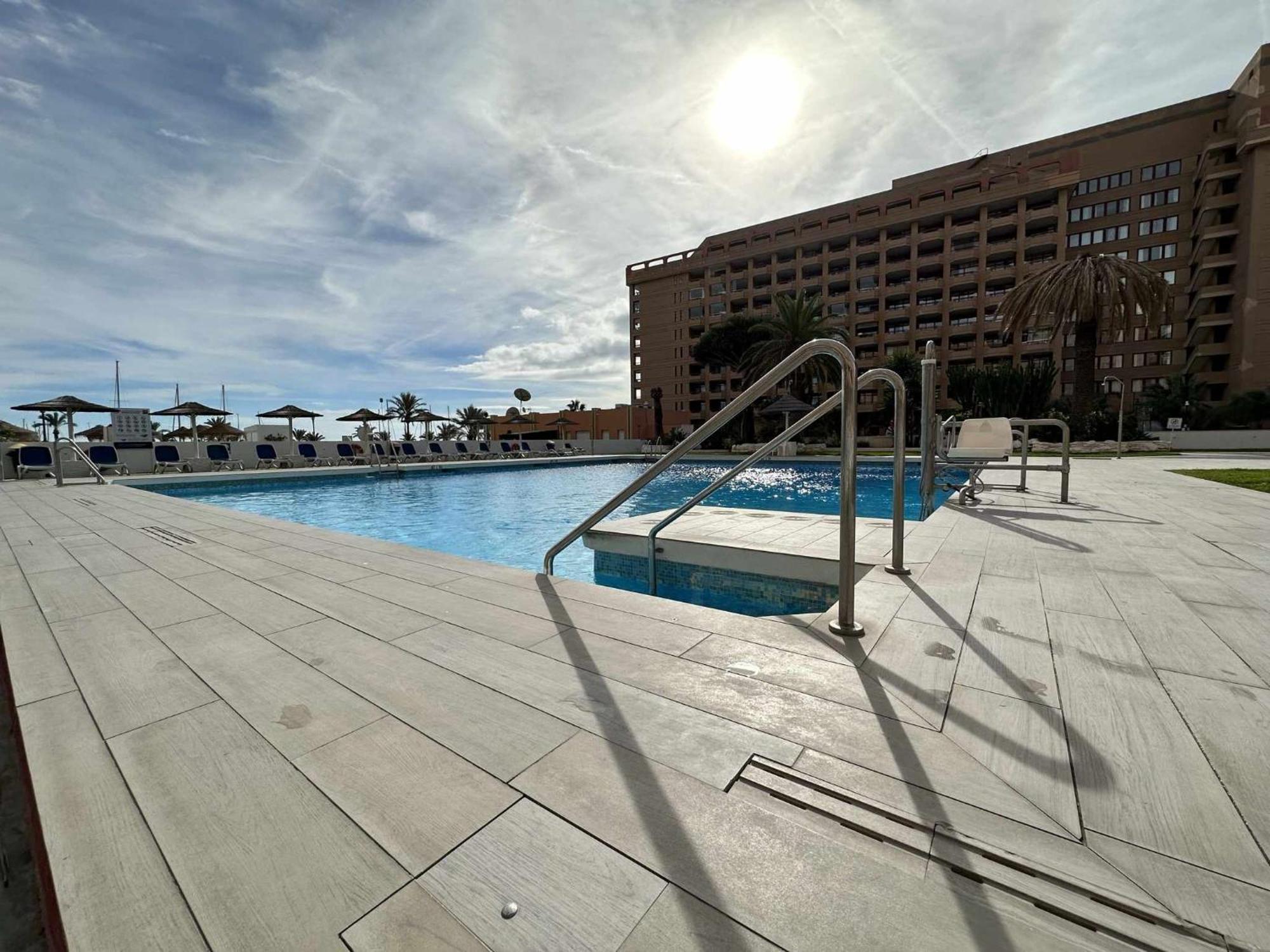 Estudio Pyr Privado Con Vistas Al Mar Фуeнхирола Екстериор снимка